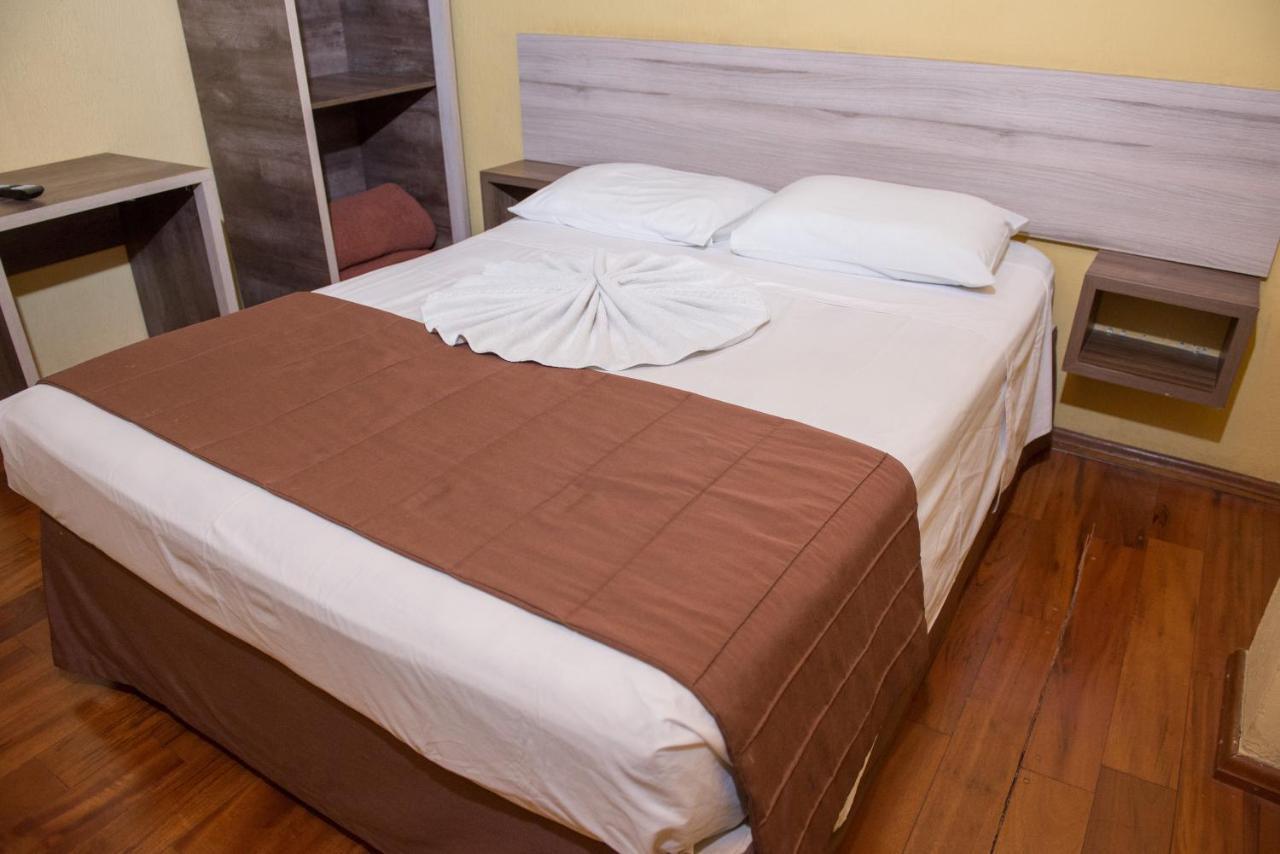 פוז דו איגואסו Villa Iguacu Palace Hotel מראה חיצוני תמונה
