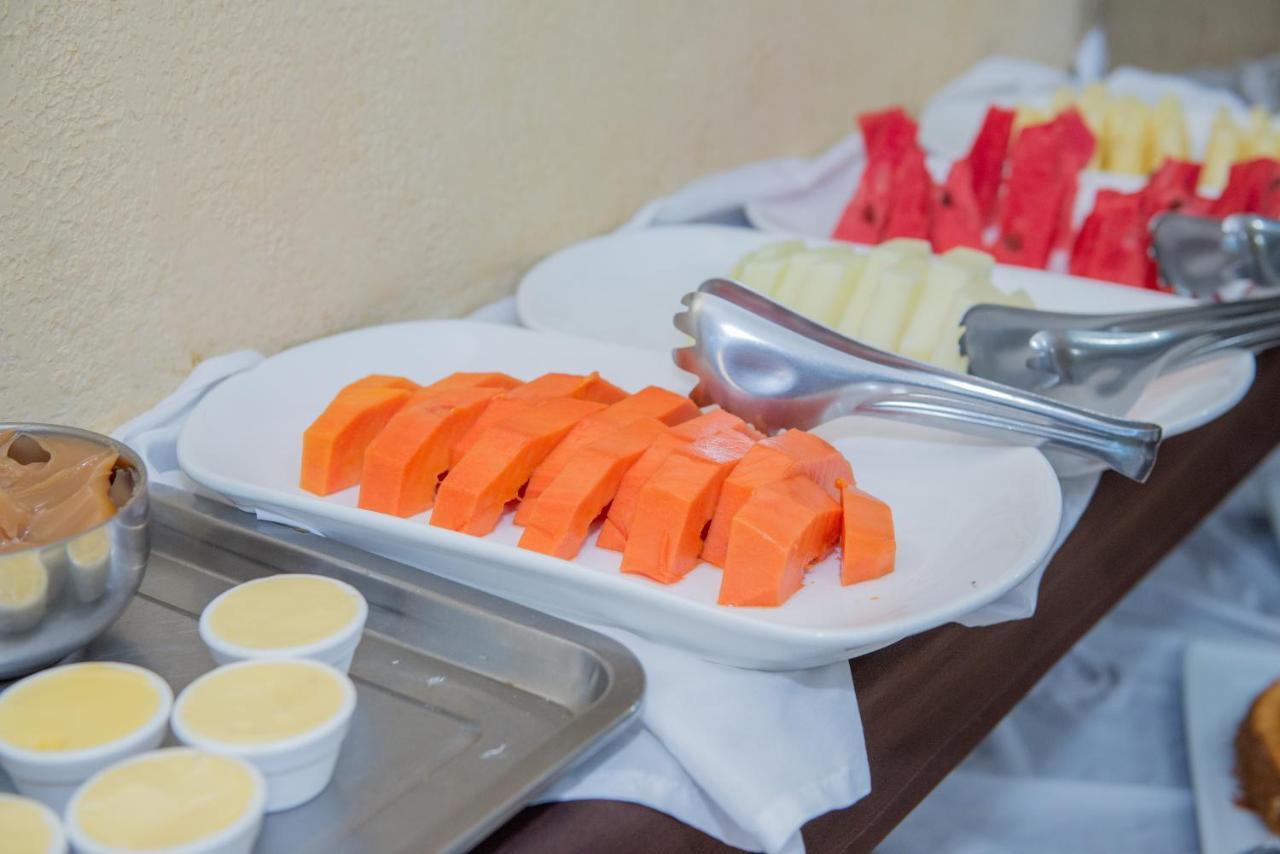 פוז דו איגואסו Villa Iguacu Palace Hotel מראה חיצוני תמונה